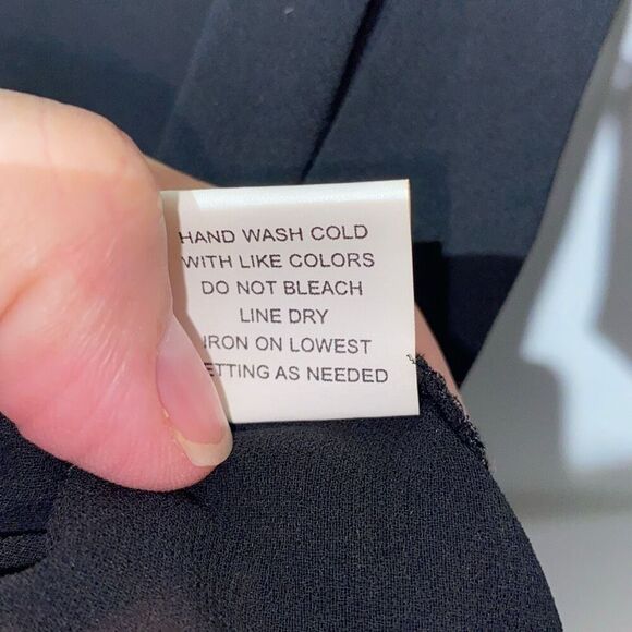 NY Collection Top Women's Large Black Chiffon Studded Collar Roll Tab Sleeve NWT - Picture 10 of 10